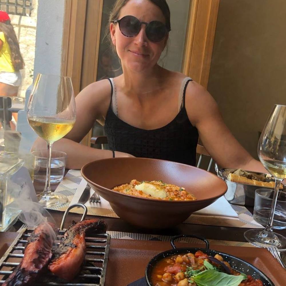 Meet your Posher, Lauren